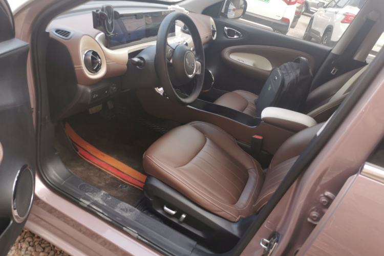 Used Wuling Bingo 2023 333 km Lingxi Connected Version Left Front Seat