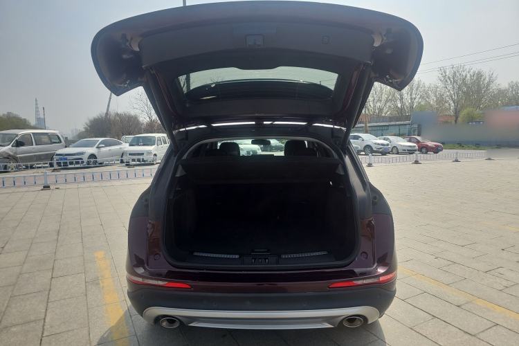 Used Lincoln Corsair 2020 2.0T Two-Wheel Drive Luxury Edition Trunk