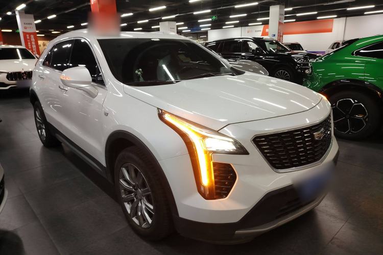 Used Cadillac XT4 2020 28T Two-Wheel-Drive Leading Version