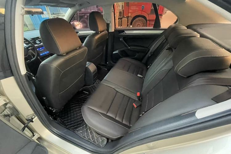 Used Volkswagen Bora 2017 1.6L Manual Comfort Model
