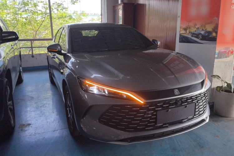 Used BYD Qin L 2025 DM-i Smart Drive 120KM Leading Model