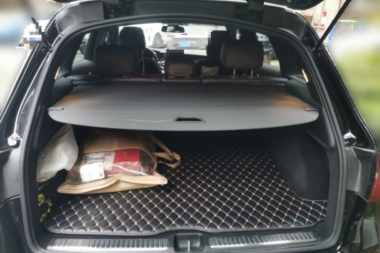 Used Mercedes-Benz GLC 2018 GLC 260 4MATIC Dynamic Edition Trunk