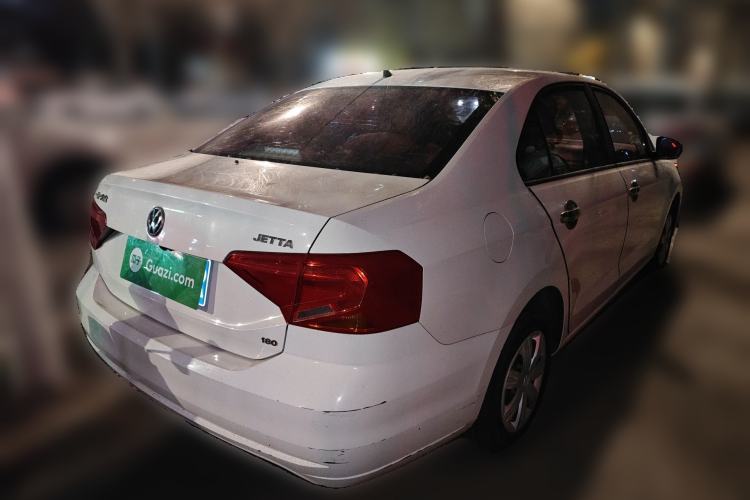 Used Volkswagen Jetta 2017 1.5L Manual Fashion Edition