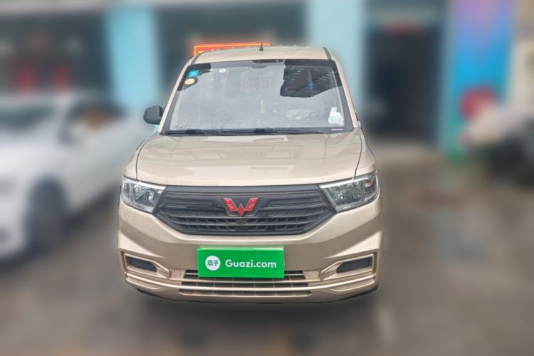 Used Wuling Hongguang V 2019 1.5L Standard Version China VI LAR Front