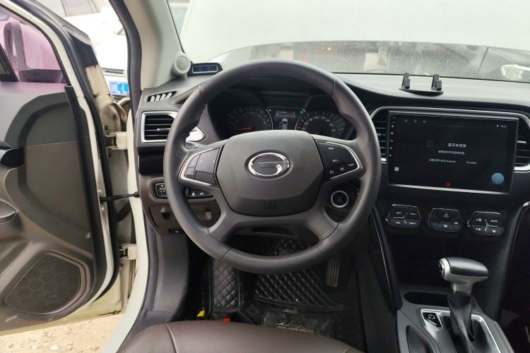 Used GAC Trumpchi GS4 2017 235T Automatic Two-Wheel Drive Elite Edition Steering Wheel