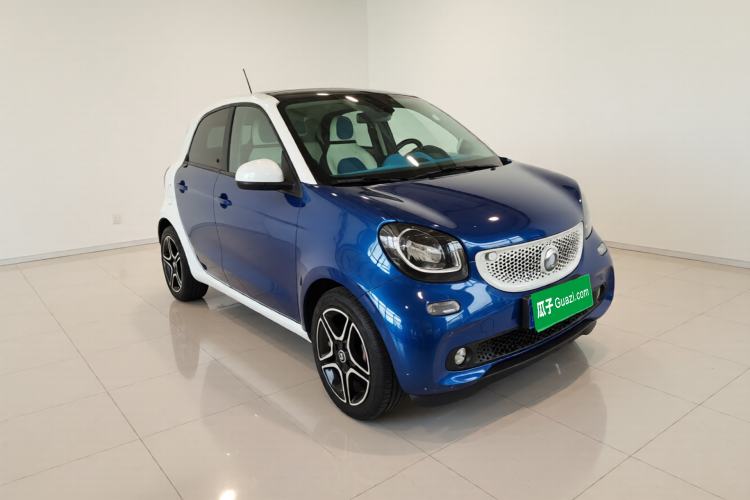 Used smart forfour 2016 0.9T 66 kW Ultimate Edition Exterior 2
