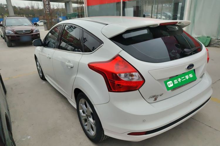 Used Ford Focus 2012 Hatchback 2.0L Automatic Luxury Sport Model
