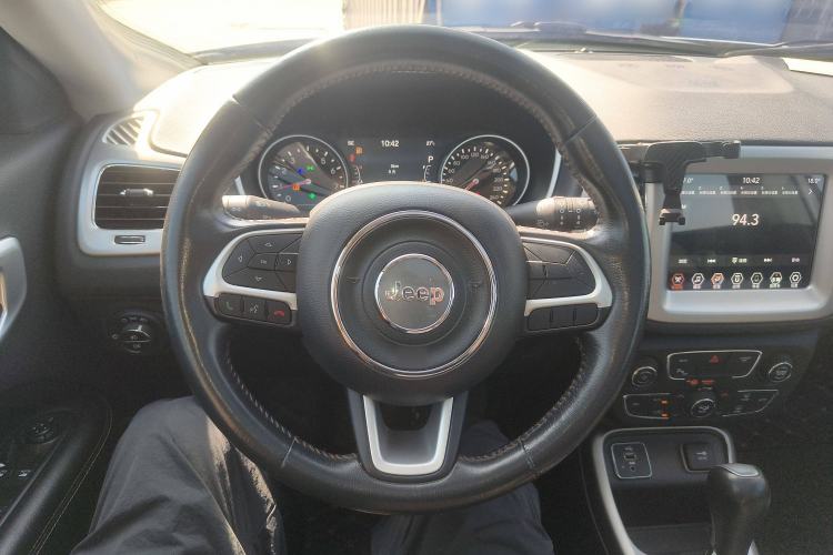 Used Jeep Compass 2017 200T Automatic Family Edition