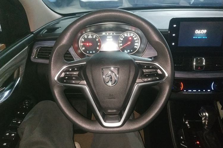 Used Baojun 730 2019 1.5T CVT Flagship Version 7 Seats China V Emission Standard