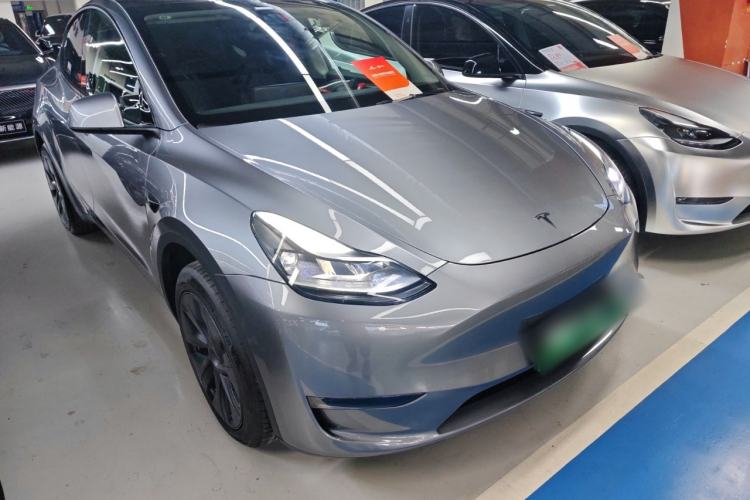 Used Tesla Model Y 2024 Long-Range All-Wheel-Drive Version