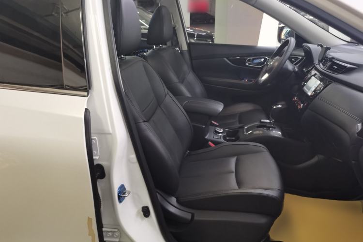 Used Nissan X-Trail 2017 2.5L CVT Luxury Edition 4WD
