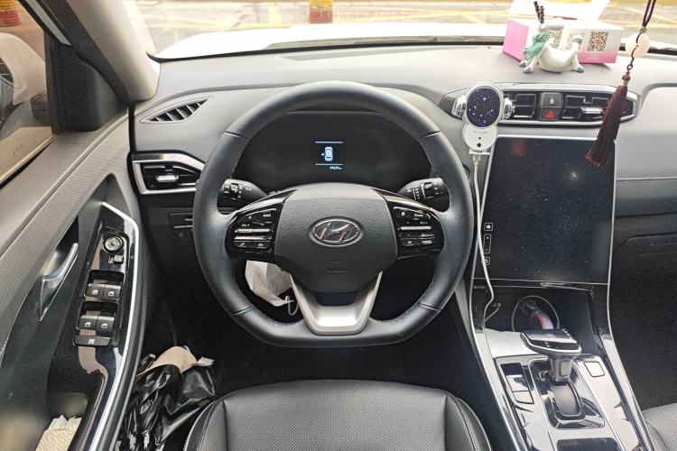 Used Hyundai ix25 2020 1.5L CVT GLS Smart Model Steering Wheel