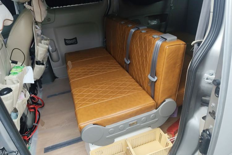 Used Nissan NV200 2016 Revised Version 1.6L CVT Luxury Edition Left Rear Seat