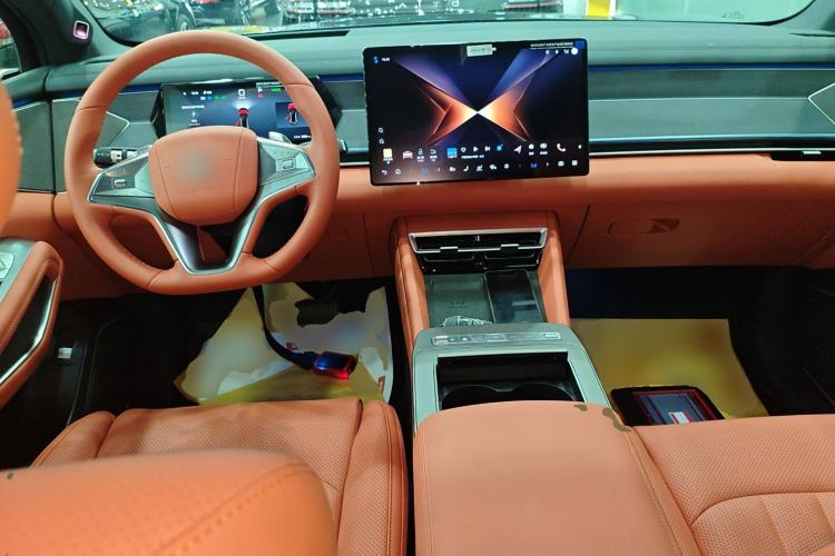 Used BYD Tang L 2025 EV 600KM All-Wheel-Drive LiDAR Flagship Model Interior 2