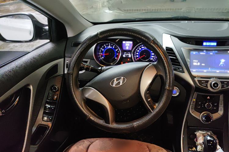 Used Hyundai Elantra (5th Generation / Langdong) 2013 1.6L Automatic Leading Model

