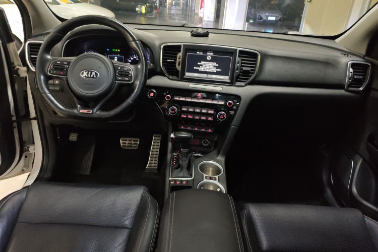 Used Kia KX5 2016 1.6T Automatic Two-Wheel Drive Premium Center Console