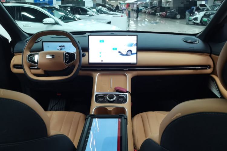 Used Geely Galaxy Galaxy Xingjian 7 EM-i 2025 120km Exploration+ Version