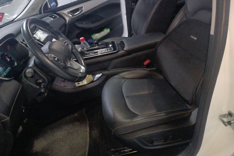 Used Roewe i6 MAX New Energy 2022 EV 600 Skyroof Flagship Edition
