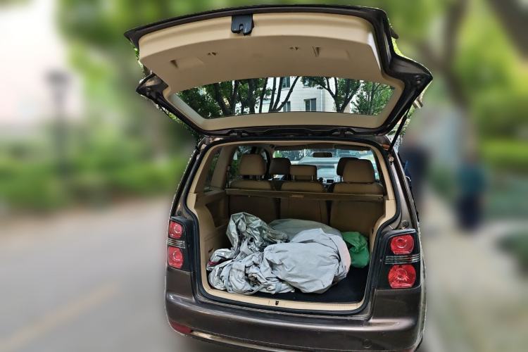 Used Volkswagen Touran 2011 1.4T DSG Zhiya Edition 5 Seats
