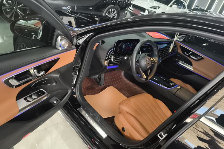 Used Mercedes-Benz E-Class 2024 E 260 L