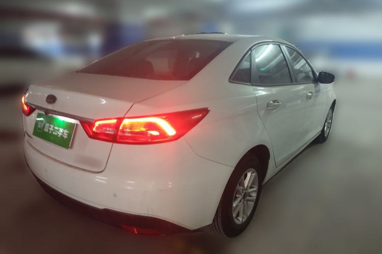 Used Ford Escort 2019 Revised 1.5L Automatic ZhiXiang Version (Tire Pressure Monitoring) China VI Standard
