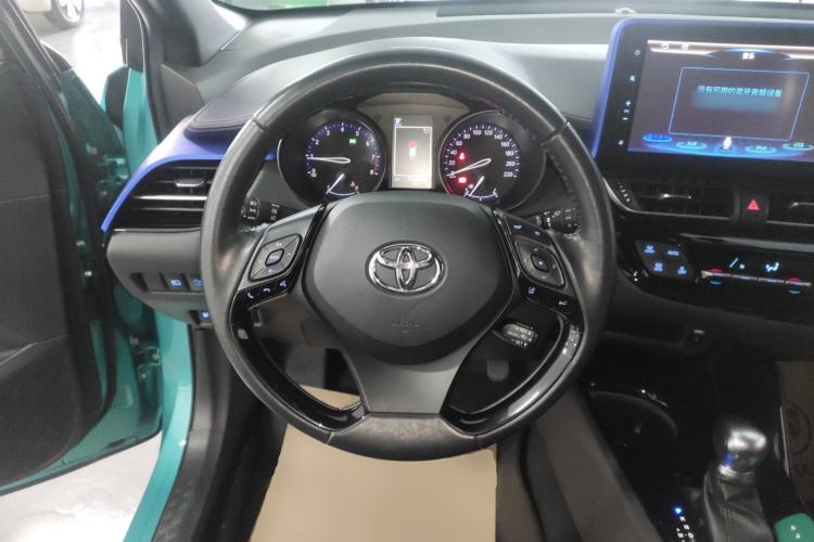 Used Toyota C-HR 2018 2.0L Luxury Edition China VI Standard
