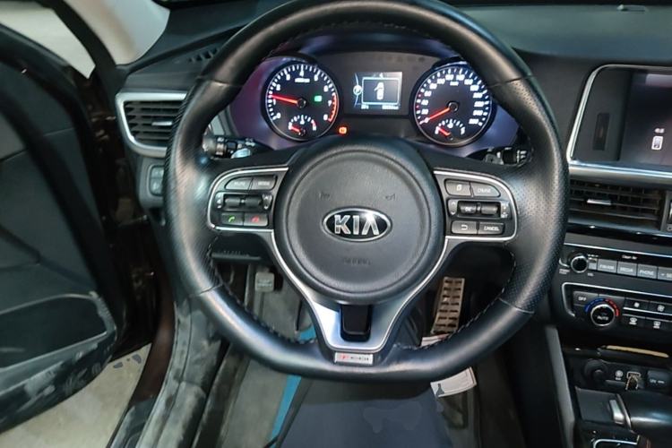 Used Kia K5 2016 1.6T Automatic LUX
