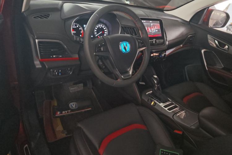 Used CHANGAN CS55 2018 1.5T Automatic Colorful Edition China V Standard Center Console