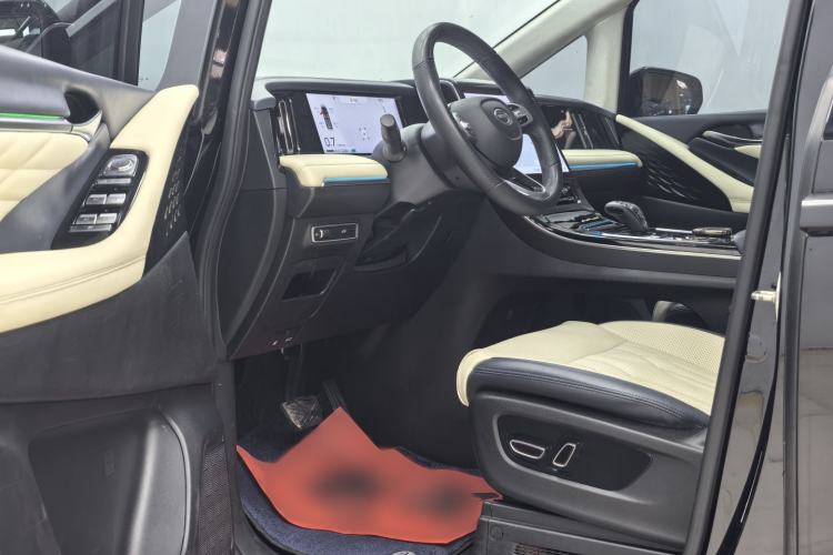 Used GAC Trumpchi M8 2024 Master Series 400T Prestige Edition