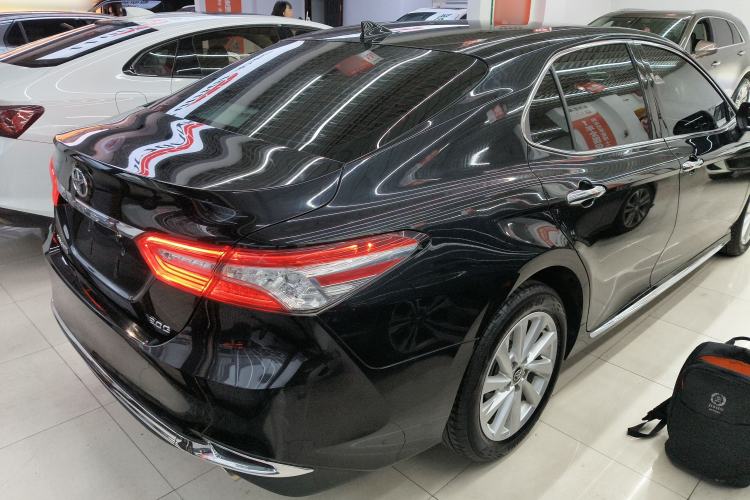 Used Toyota Camry 2023 2.0G Luxury Edition