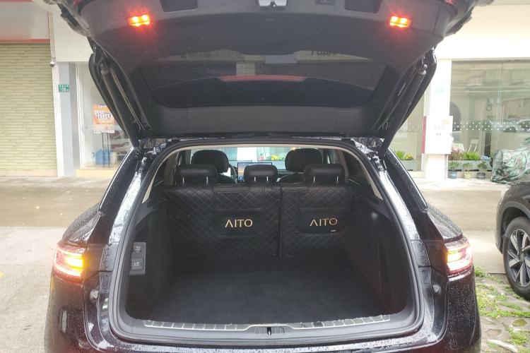 Used Hima AITO M5 2022 Range-Extended Rear-Drive Standard Version Trunk