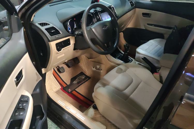 Used Chery E3 2015 1.5L Manual Fashion Model