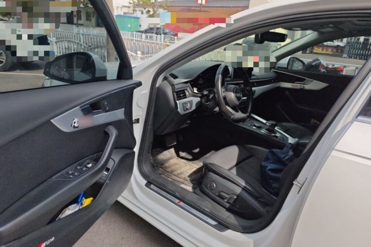 Used Audi A4L 2018 30th Anniversary Edition 40 TFSI Sport Edition Driver Seat