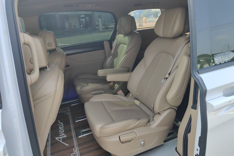 Used Buick GL8 2021 ES Land Cruiser 653T Luxury Edition