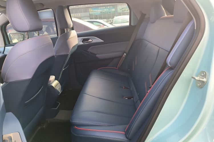 Used Geometry E Firefly 2022 401 km Linglong Tiger 4 Seats Left Rear Seat