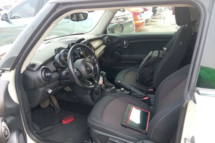 Used MINI MINI 2014 1.5T COOPER Fun