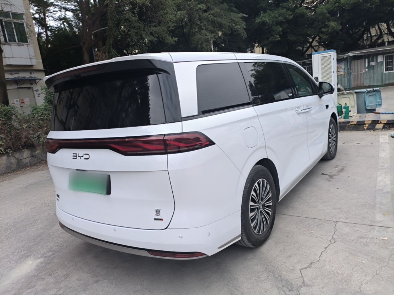 BYD Xia 2026 DM-i 1.5T 218KM Excellence Edition — снимка 6