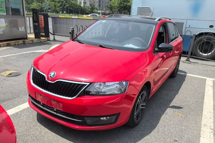 Used Skoda Rapid Spaceback 2016 Revised 1.6L Manual Chuanxing Edition