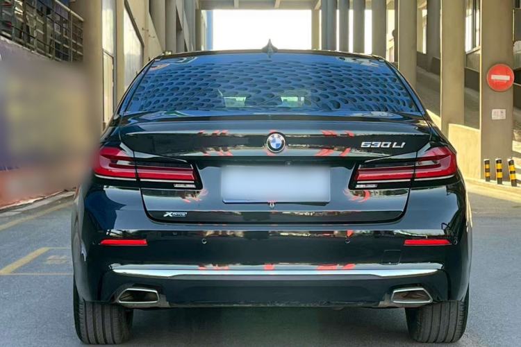 Used BMW 5 Series 2021 Updated 530Li xDrive Luxury Package Exterior 3