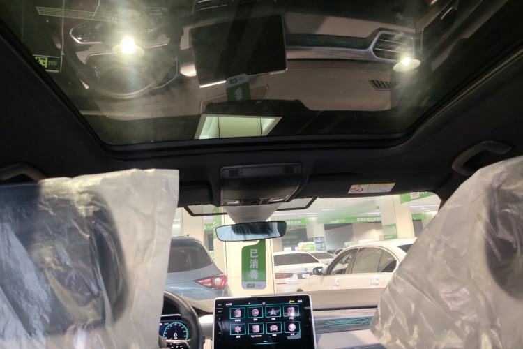 Used Volkswagen Tayron 2023 380TSI Four-Wheel Drive R-Line Pro Smart Edition Headliner