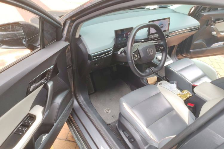 Used MG 4 EV 2022 520 km Flagship Edition Driver Seat