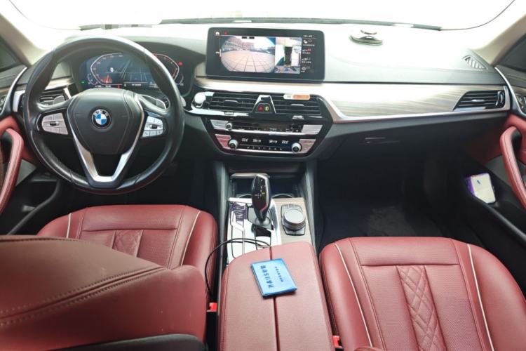 Used BMW 5 Series 2021 530Li Leading Luxury Package Center Console