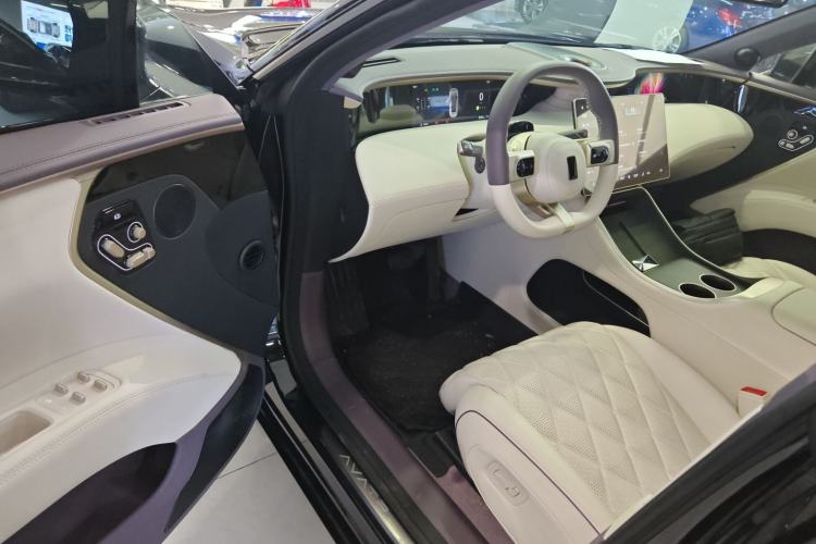 Used Avatr 11 2025 Ultra Pure Electric Rear-Wheel Drive Edition