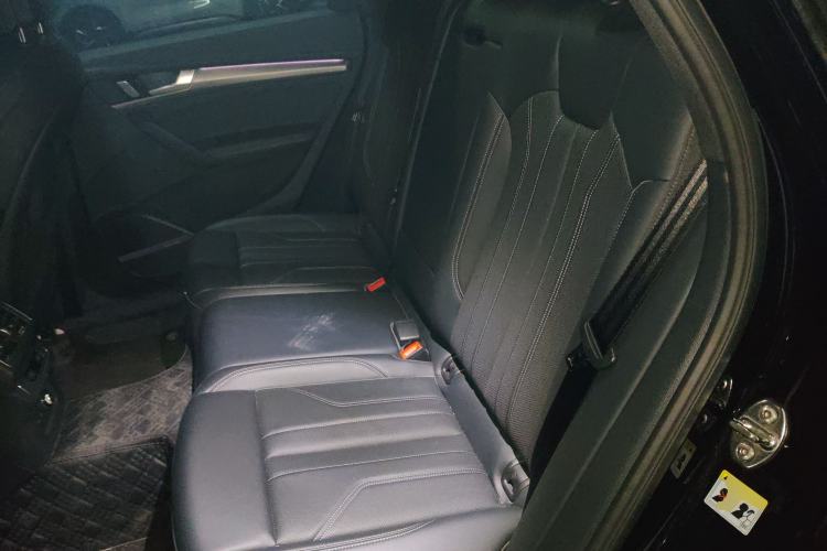 Used Audi Q5L 2025 45 TFSI Luxury Dynamic Edition Left Rear Seat