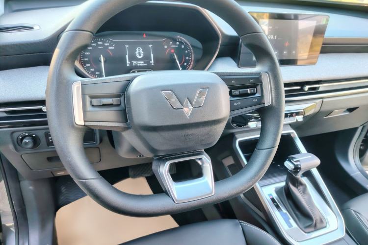 Used Wuling Alvez 2022 1.5L CVT Comfort Edition
