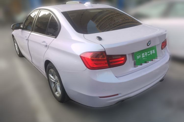 Used BMW 3 Series 2015 320i Luxury Line Stylish Edition