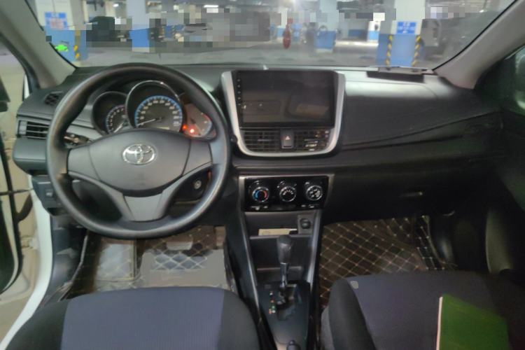 Used Toyota YARiS L Zhi Xuan 2019 1.5E CVT Dynamic Edition China VI compliant Center Console