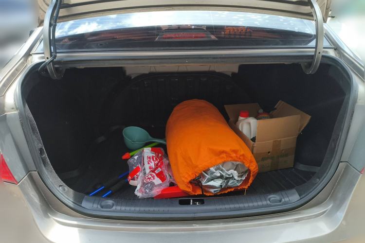 Used Hyundai Celesta 2011 1.6L Automatic Comfort Edition Trunk