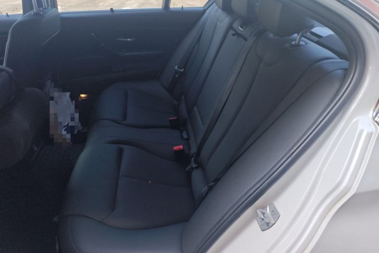 Used BMW 3 Series 2017 320Li Fashion Model Left Rear Seat