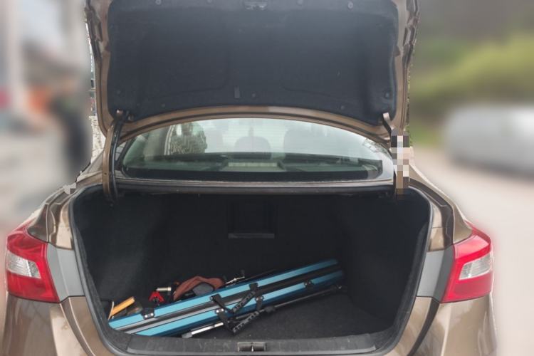 Used Nissan Sylphy 2016 1.6 XL CVT Deluxe Edition Trunk